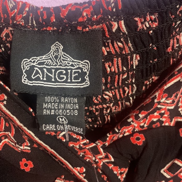 Angie Black Red White Long Sleeve Blouse Keyhole Surprise Medium - Picture 3 of 6